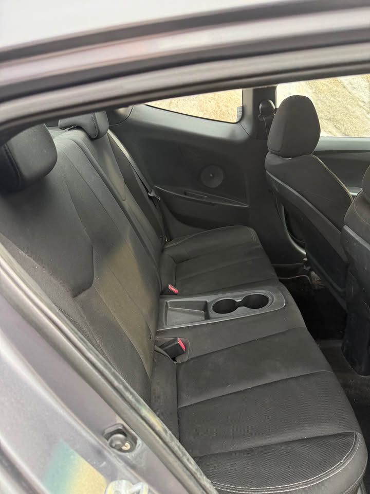 2012 Hyundai veloster