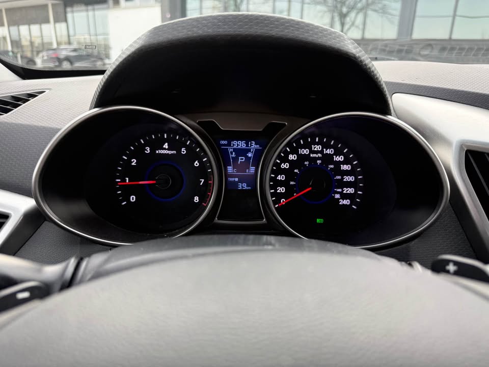 2012 Hyundai veloster